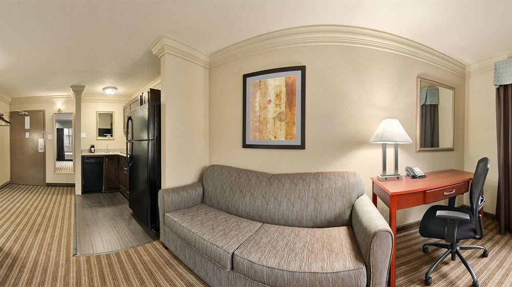 Ramada By Wyndham Intercontinental Airport South Hotel Houston